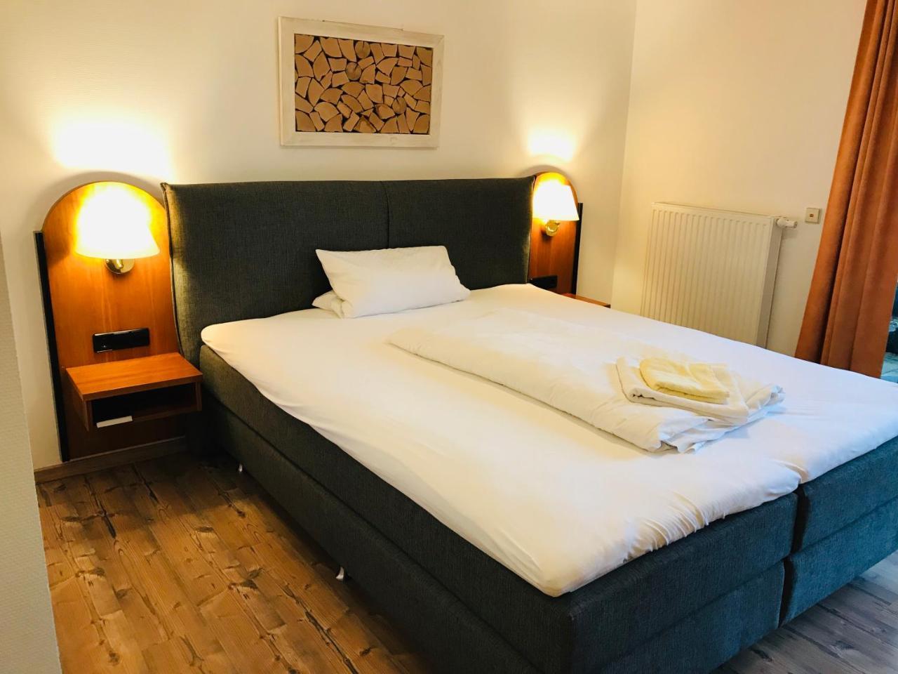Landhotel Und Gasthof Hirsch Huettenreute Hosskirch Экстерьер фото
